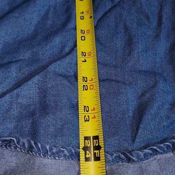 My Style Zipper V Neck Top - Picture 3 of 5